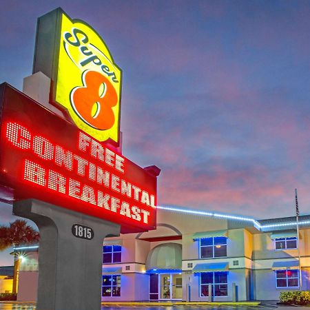 Super 8 By Wyndham Kissimmee Motel Exterior foto