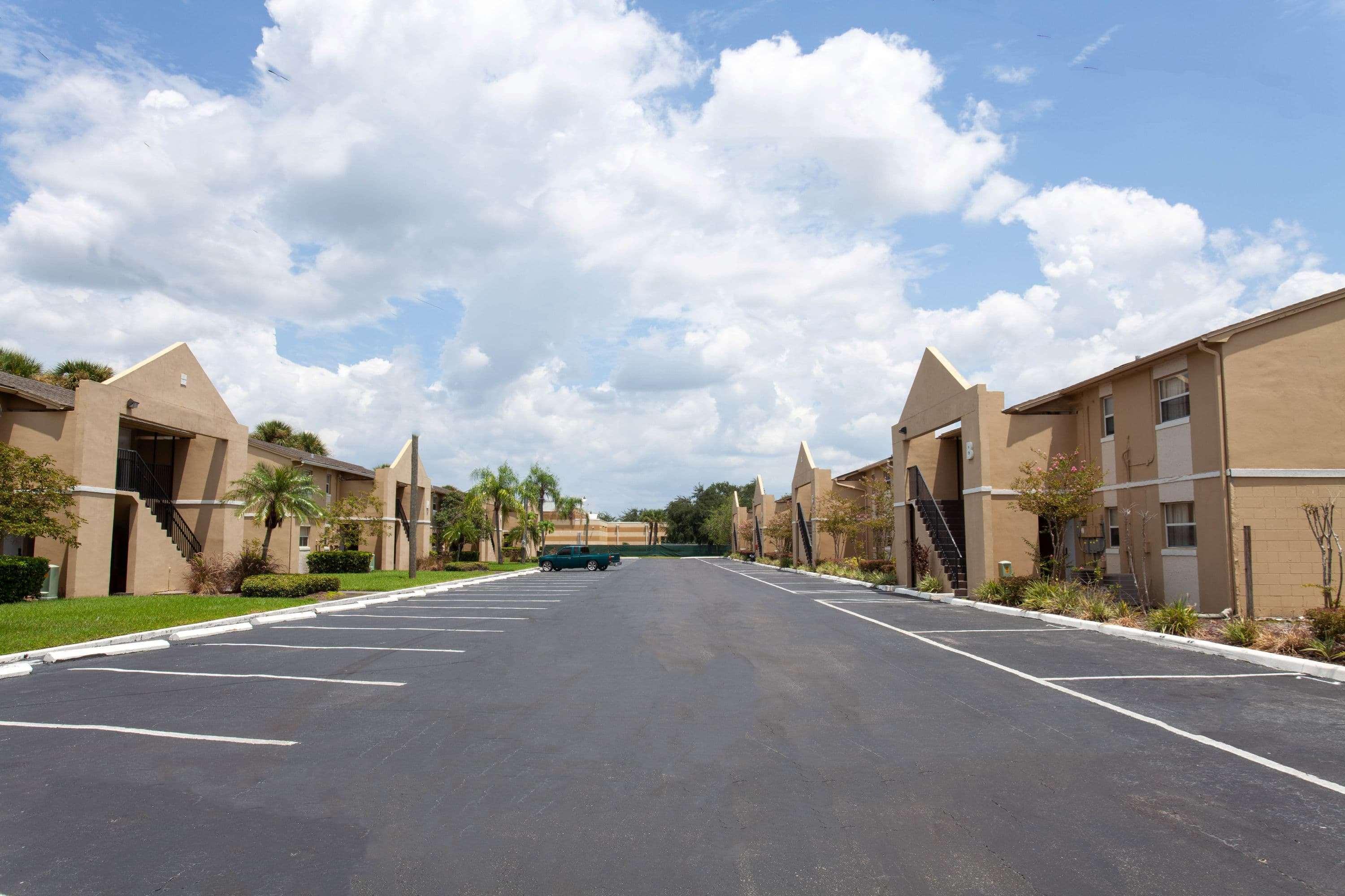 Super 8 By Wyndham Kissimmee Motel Exterior foto