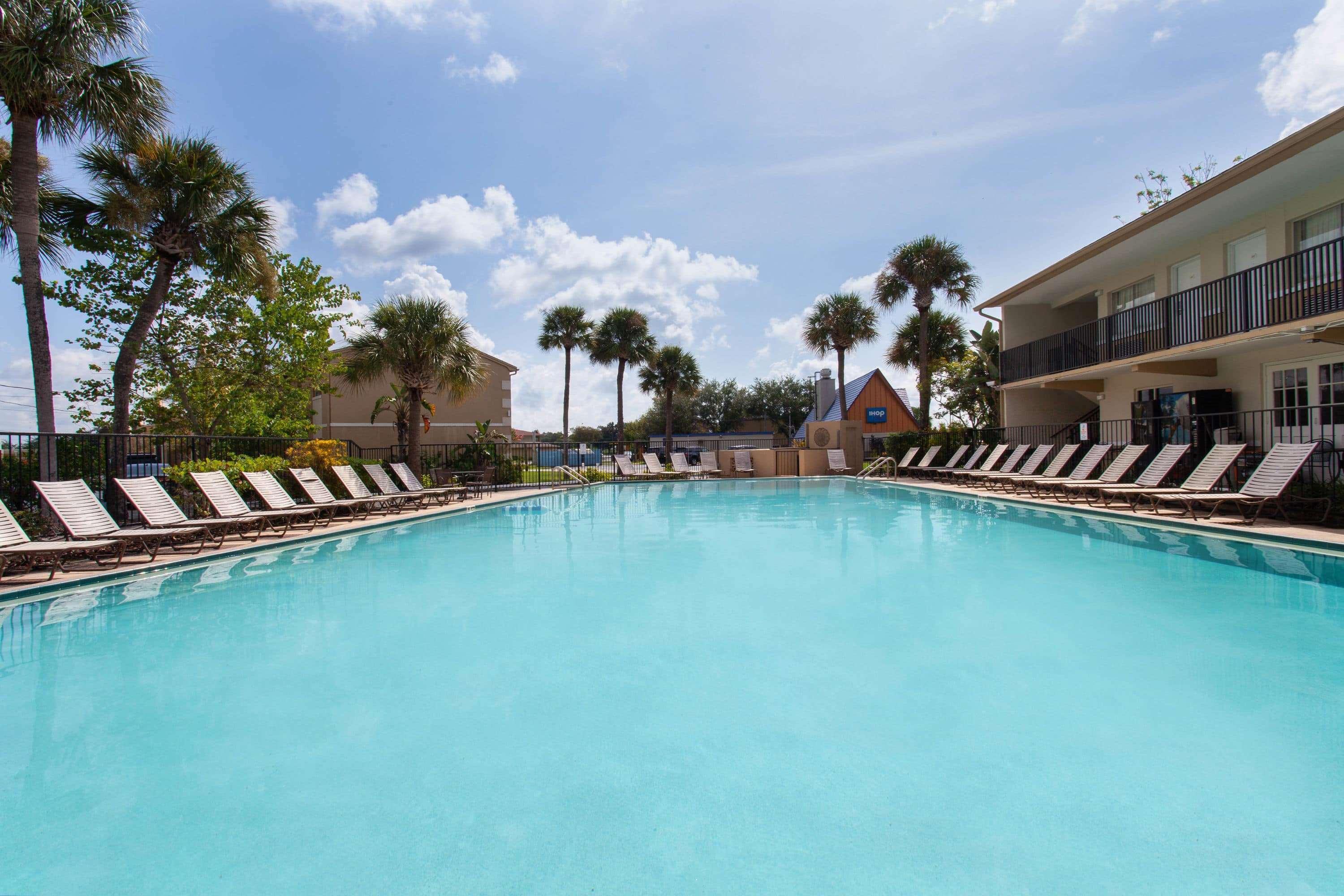 Super 8 By Wyndham Kissimmee Motel Exterior foto