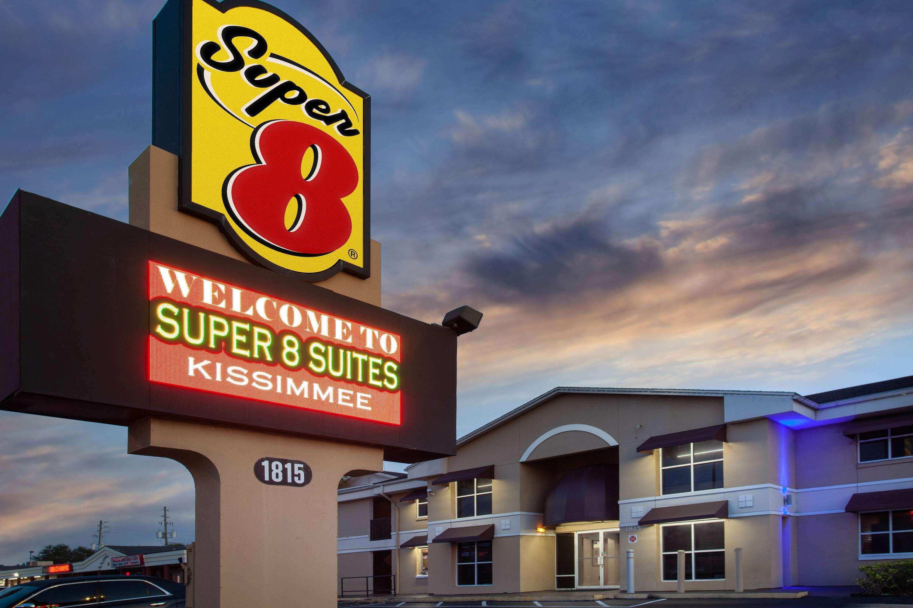 Super 8 By Wyndham Kissimmee Motel Exterior foto