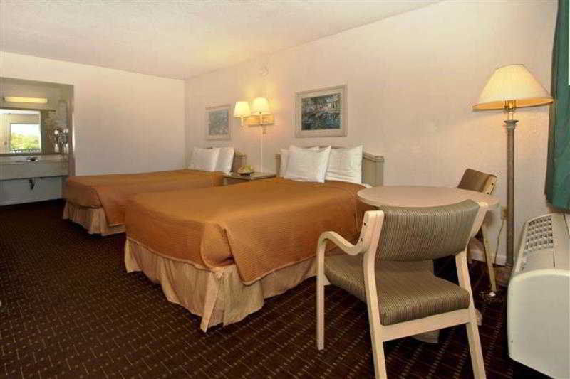 Super 8 By Wyndham Kissimmee Motel Exterior foto