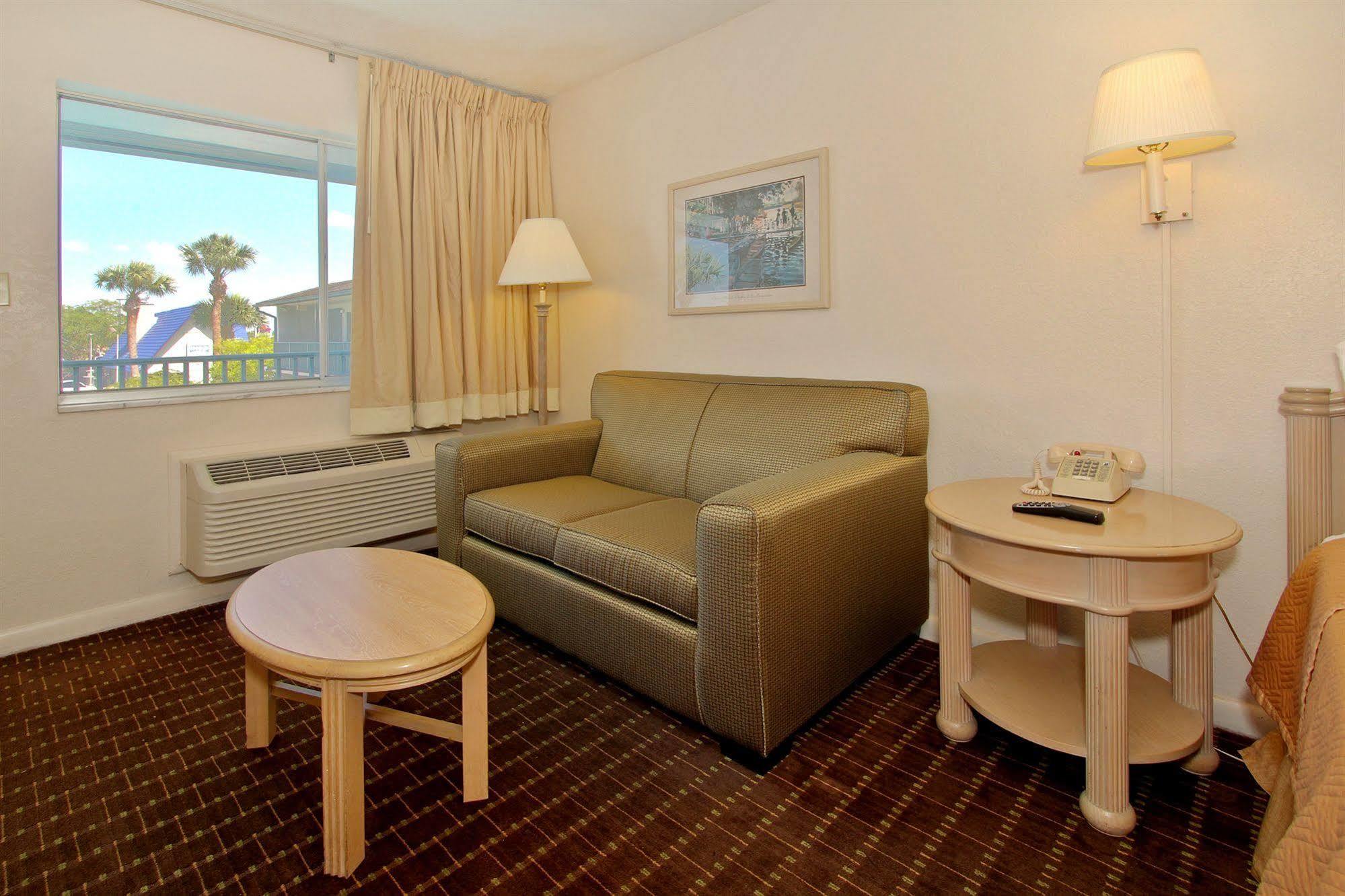 Super 8 By Wyndham Kissimmee Motel Exterior foto