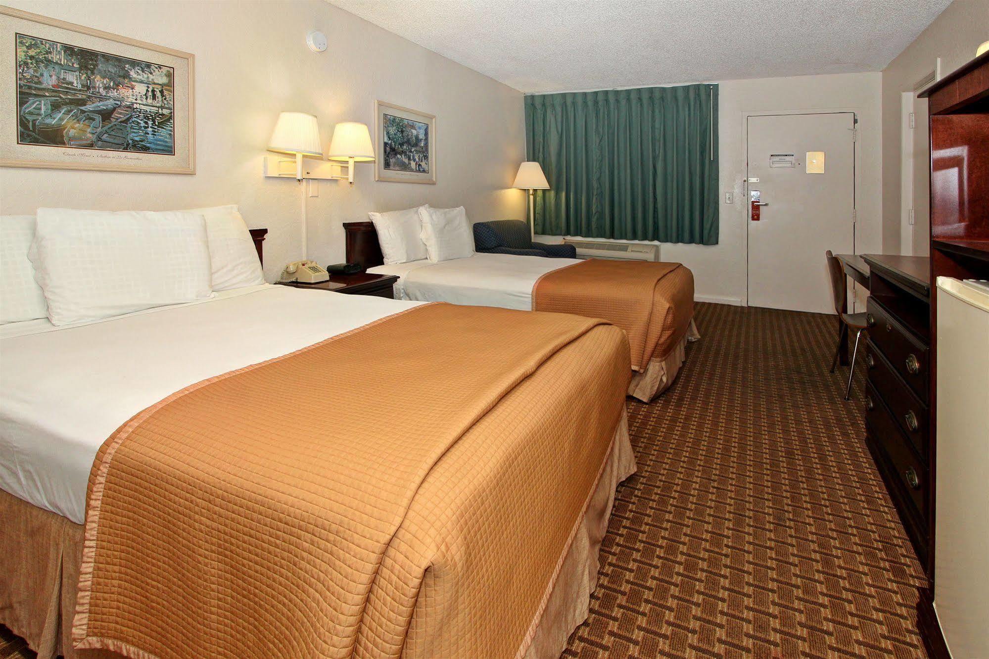 Super 8 By Wyndham Kissimmee Motel Exterior foto