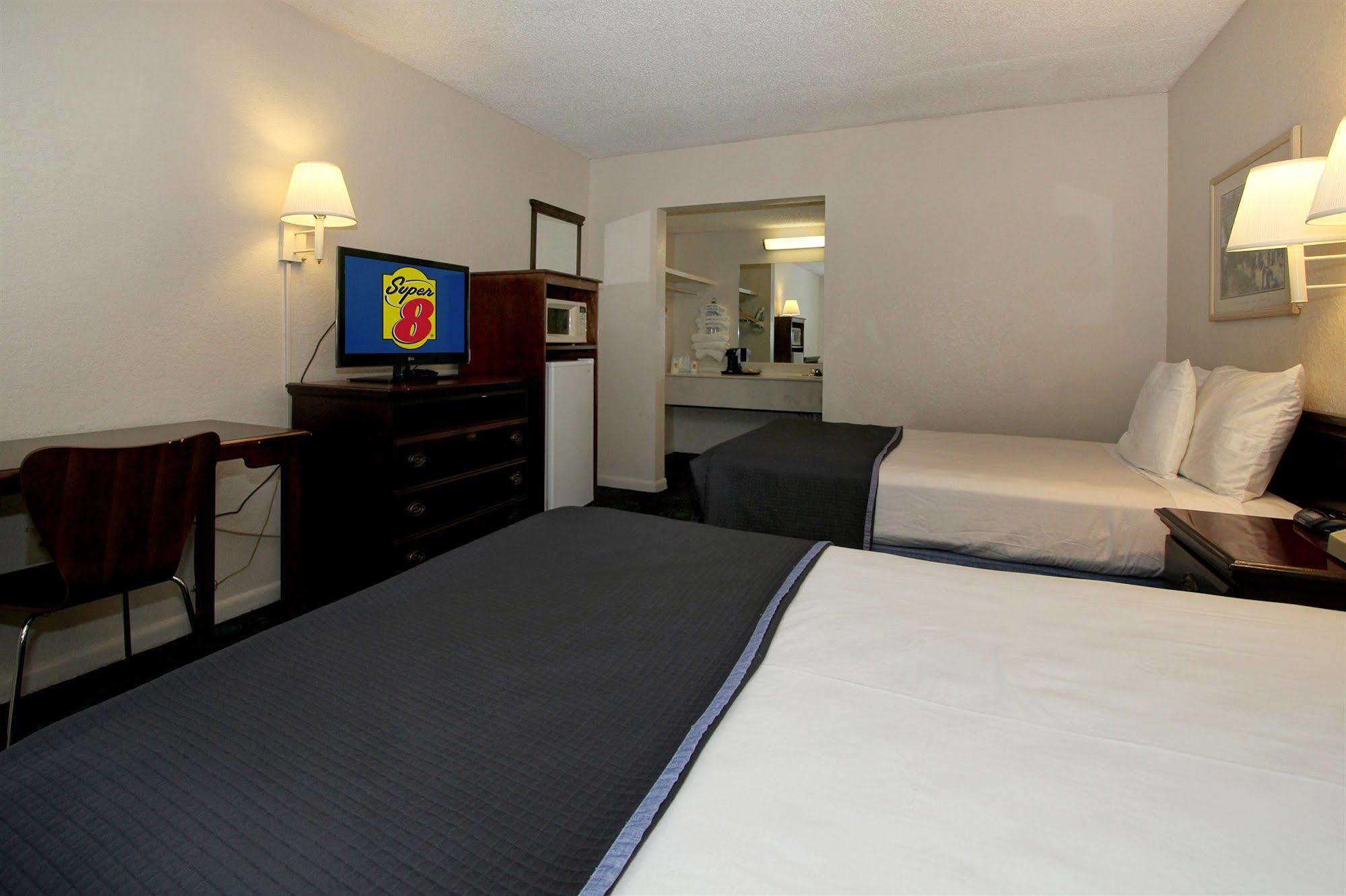 Super 8 By Wyndham Kissimmee Motel Exterior foto